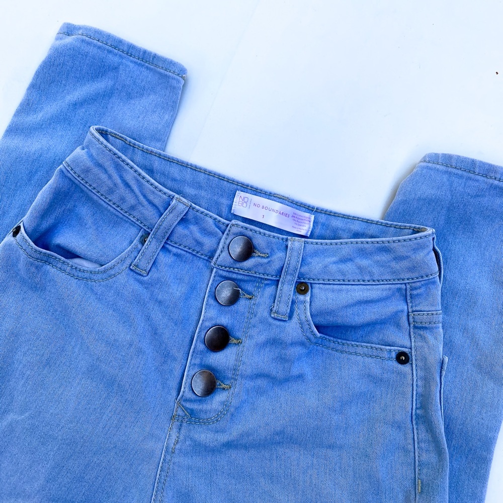 NO BOUNDARIES skinny jeans